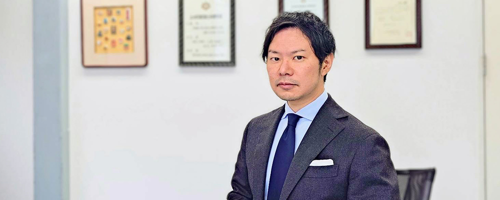 プロフィール